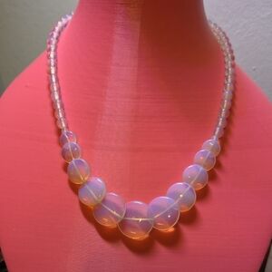 Elegant Opalescent Beaded Necklace